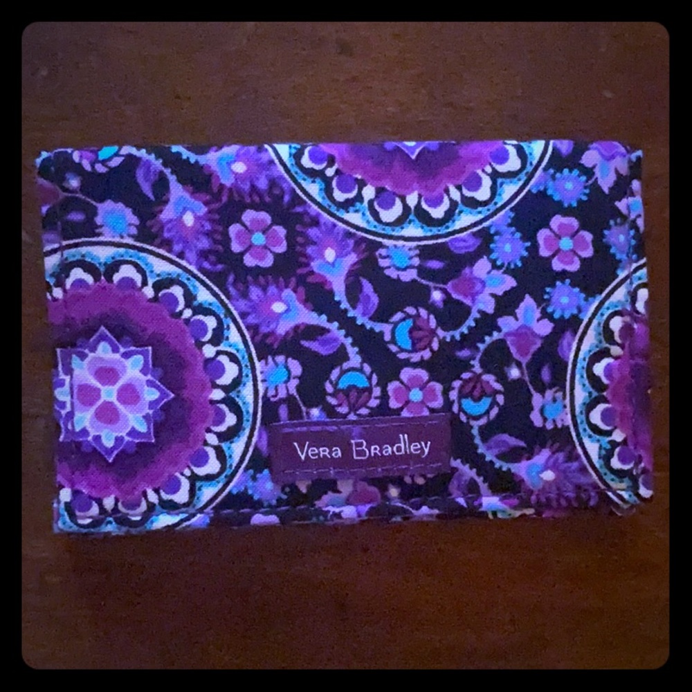 New! Vera Bradley Lilac Medallion RFID Card Case